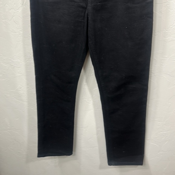 Reformation Liza ultra high rise slim straight cropped jeans size 28. Black. - Picture 3 of 9